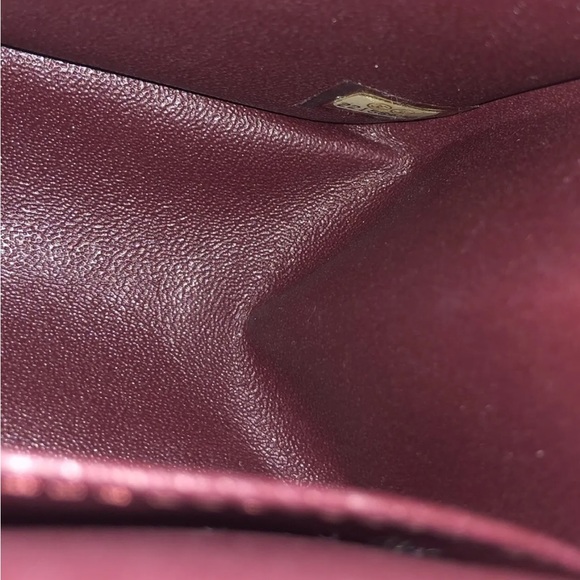 Classic and iconic Chanel reissue 2.55 in black calf leather. Like new condition - Picture 11 of 11